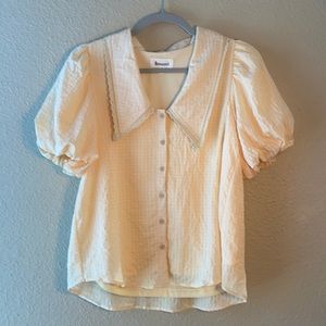 VTG yellow puff sleeve blouse